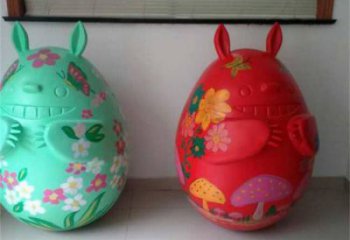 彩繪卡通動漫龍貓雕塑實景特點